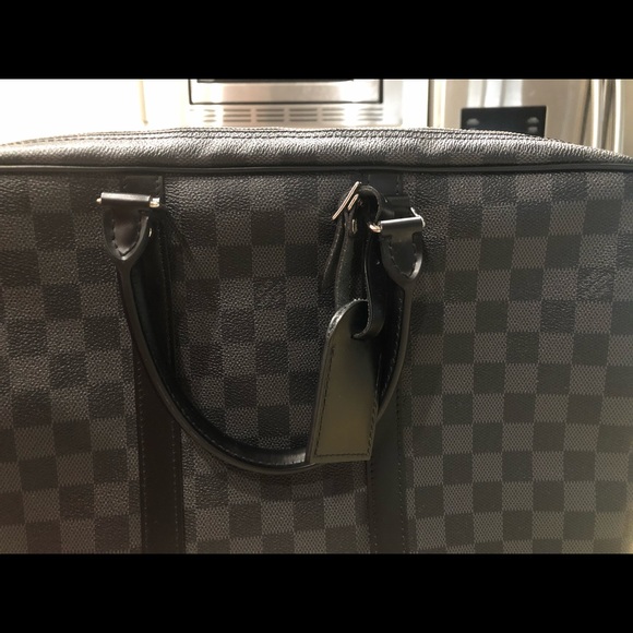 AUTHENTIC LOUIS VUITTON Men’s bag - Picture 5 of 9